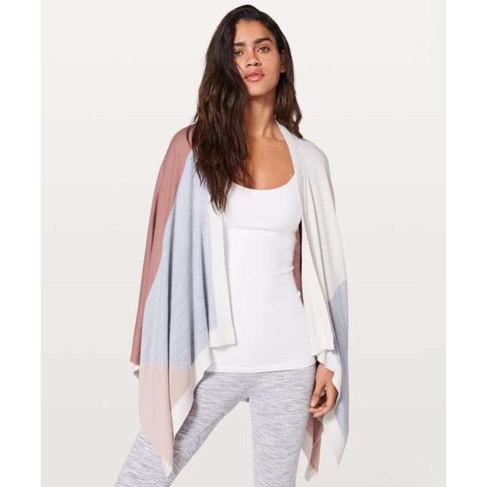 Lululemon Hatha Wrap Quicksand / Misty Pink / White, One Size
